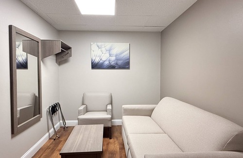 Swansea Hotel | Red Roof Inn & Suites Swansea
