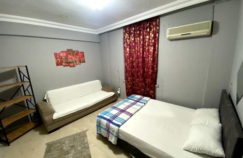 Antalya City Centre House | Red White House