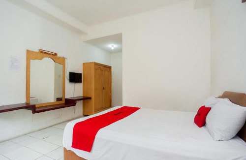 Jambi Hotel | RedDoorz @ Jalan Jendral Sudirman Jambi 2