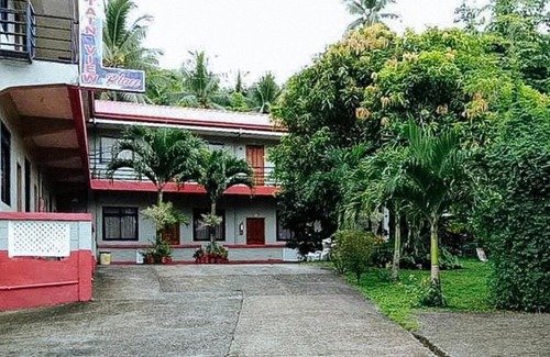 Borongan City Hotel | RedDoorz @ Mountain View Place Borongan