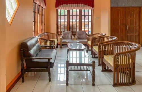 Karanganyar Hotel | RedDoorz near Taman Wisata New Balekambang Tawangmangu