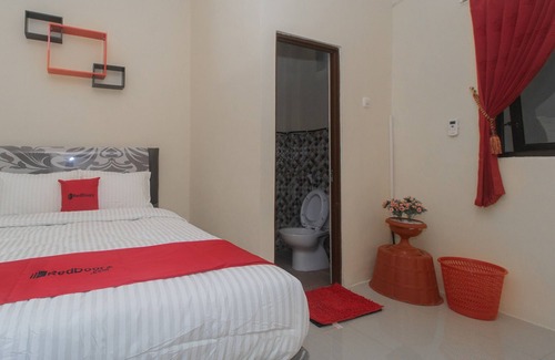 Madiun House | RedDoorz Syariah near Politeknik Negeri Madiun