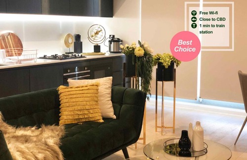 Redfern Apartment | Redfern Apt With Great City View