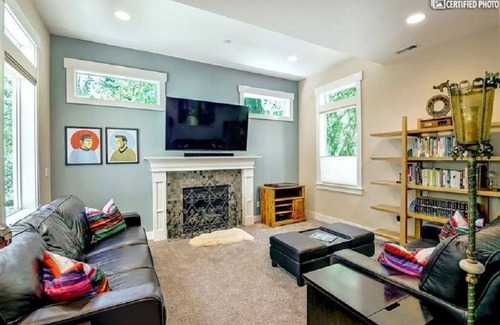 Education Hill House | Redmond Hideaway Home - spacious, quiet, and close to everything!