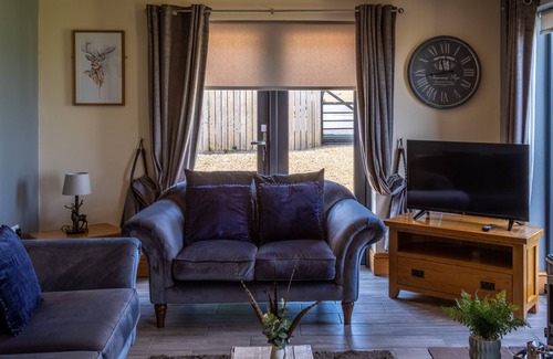 East Drayton House | Redroofs Barn Pet Friendly