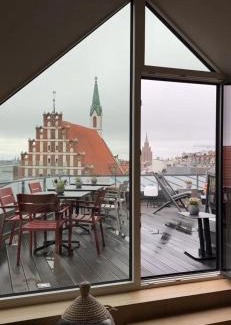 Old Town Apartment | Redstone Apartments