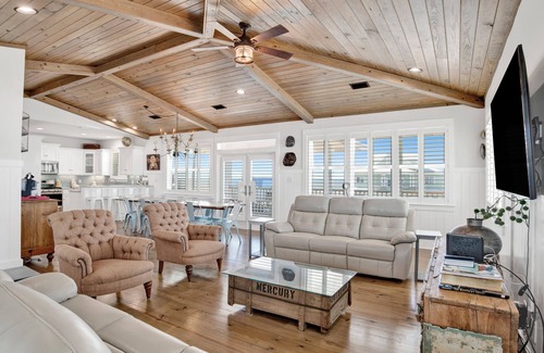 Southpointe House | Reduced Rate! Maison by the Sea - Private Pool, Pet-Friendly