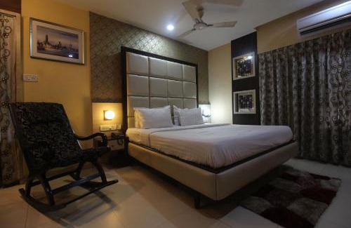 New Panvel East Hotel | Redwings Castle Hotel