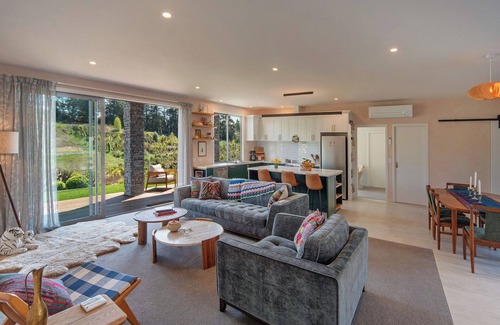 Redwood Valley House | Redwood Haven - Tranquil Escape Nestled in Redwood Valley’s Scenic Beauty!