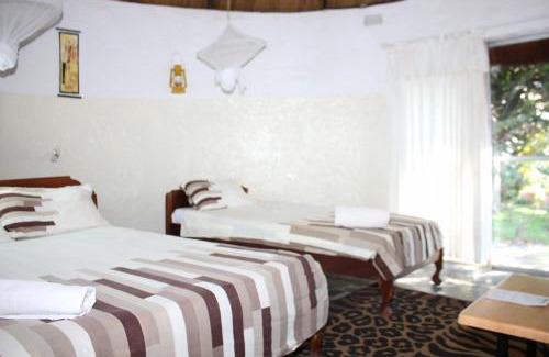 Lusaka Apartment | REED MAT LODGE