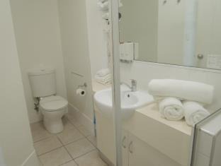Cairns North Hotel | Reef Palms