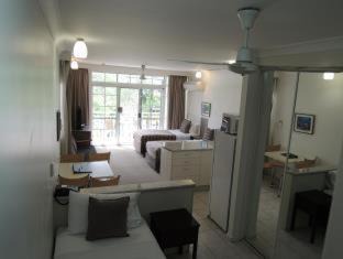 Cairns North Hotel | Reef Palms