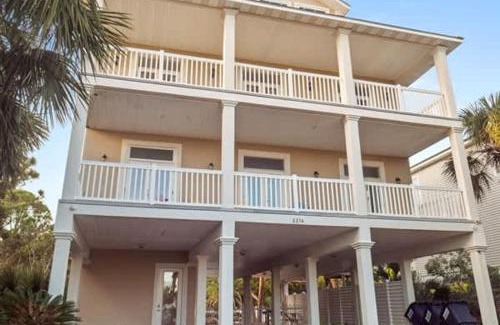 Plantation House | Reel Time 6 BD St George Island FL Vacation Re