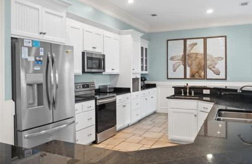 Plantation House | Reel Time 6 BD St George Island FL Vacation Re