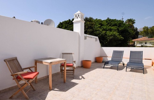 Torreblanca Ski Chalet | Ref 290: Townhouse with roof terrace ,pool sea view,& easy walk to the beach.