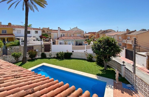 Torreblanca Villa | Ref: 325 Villa Elena - Large villa with private Pool