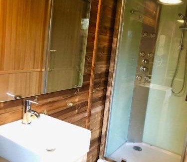 Auchay-sur-Vendee Cabin | Refuge de Campagne Le Chalet