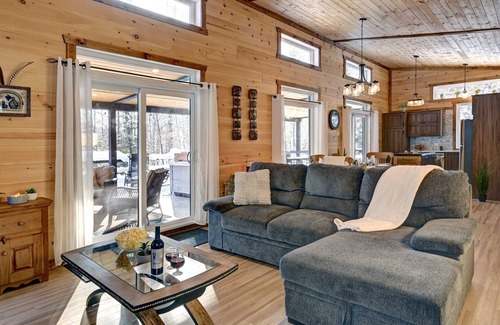 Lac-Superieur Ski Chalet | Refuge Tremblant Spa Ski 11min