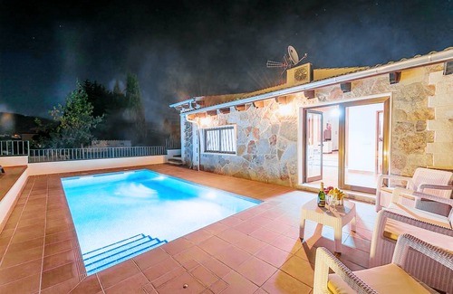 Lloseta House | Refugi De Les Aguiles