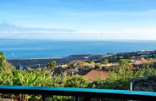 Machico House | Refugio Dourado
