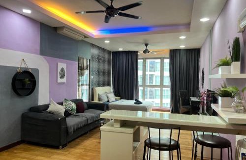 Chow Kit Apartment | Regalia sky pool klcc by pasira home