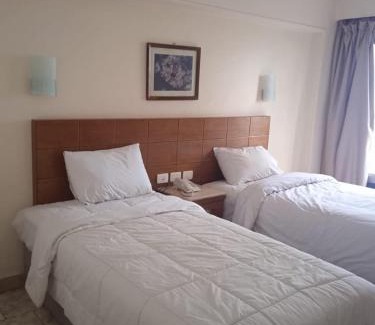 Al Duqqi Hotel | Regency Hotel