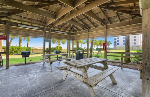 Orange Beach East Apartment | Regency Isle 1008 2 BR 2 1 2 BA Amazing View