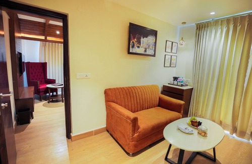 Shimla Hotel | Regenta Hilltop Shimla