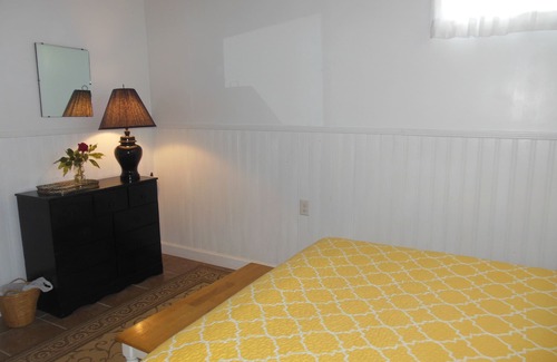 Dewey Beach Cottage | Rehoboth Bay Cottage - Bay view, family friendly,1 1/2 block walk to ocean beach