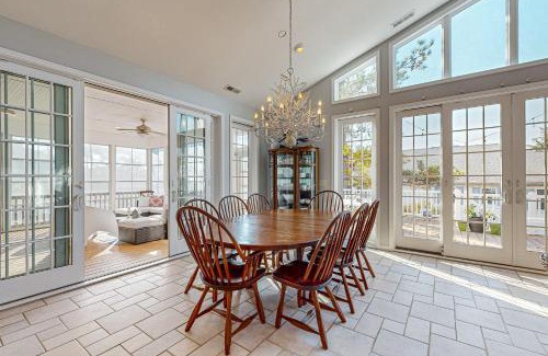 Bay Vista House | Rehoboth Beach - 21163 Bayview Rd.