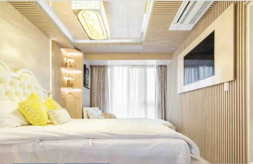 Ikebukuro Hotel | Reimi Mondo702