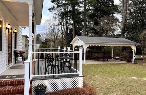 Snow Hill House | Relax after a family or sporting event, enjoying the backyard or the fireplace.