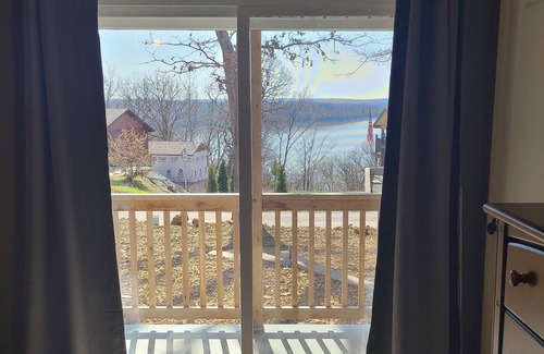 Warsaw House | Relax and Enjoy Our Beautiful Truman Lake Home, completely remodeled in 2021.