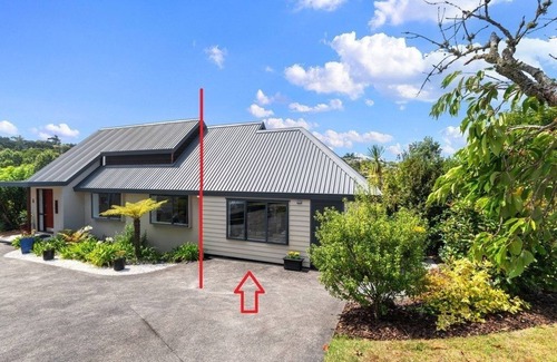 Long Bay Apartment | Relax and enjoy the North Shore in this cozy and stylish unit.