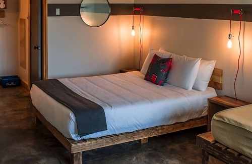Seaside Hotel | Relax and Recharge! Two Modern Units, Pet-friendly, Indoor Pool, Scenic Views!