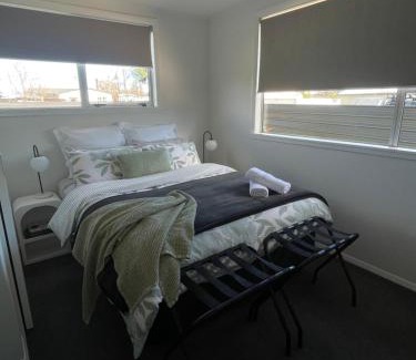 Twizel House | Relax at Jollie-Cozy 3-Bedroom Home, Central Twizel