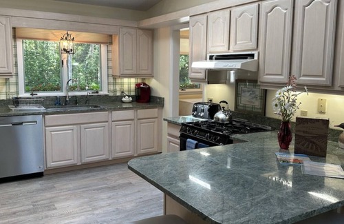 Glen Arbor House | Relax at The Crystal View Weaver House on the Crystal River in Glen Arbor