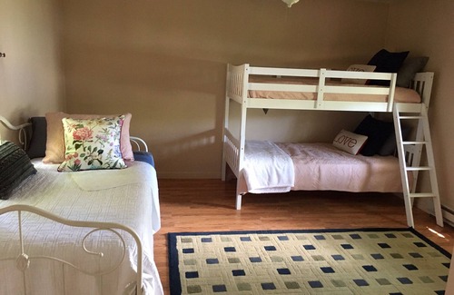 Rumney House | Relax & enjoy 240' lake frontage on Stinson Lake- Rumney, NH, with private beach