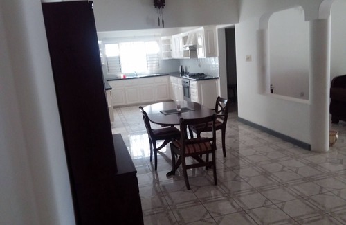 Mammee Bay House | Relax & enjoy Ocho Rios the North Coast of Jamaica