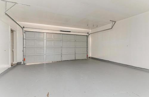 Central Southwest House | Relax & Enjoy, Spacious 3BR 2BA Patio & Garage