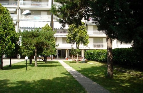 Porto Santa Margherita Apartment | Relax in a our pool view apartment