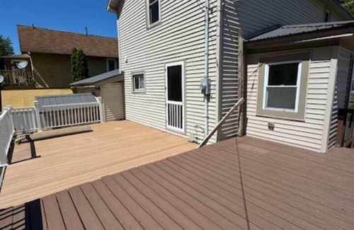 Beachwood-Bluffton House | Relax in Bluffton Family Lake View Retreat 4BR 2BA