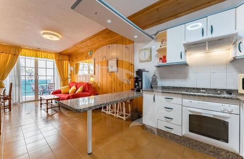 Arenas del Mar Apartment | Relax in El Médano's Modern Sea View Apartment