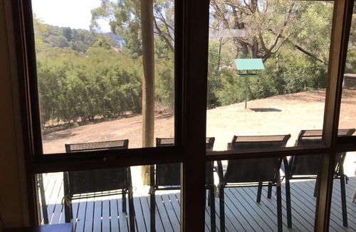 Taylor Bay House | Relax In Taylor Bay Lake Eildon