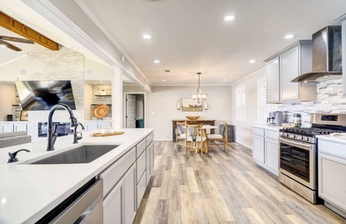 San Angelo House | Relax lakeside at Lake Nasworthy