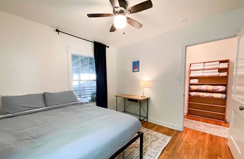 Cherrywood House | Relax On Rountree, Hot tub w/ authentic ATX experience. Main house & Guest house
