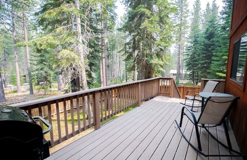 Pioneer Trail House | Relax,Recharge and Explore Hot Tun Included in beautiful South Lake Tahoe