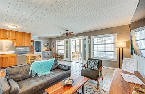 Panacea Cottage | Relax & Refresh: Waterfront Cottage in Panacea
