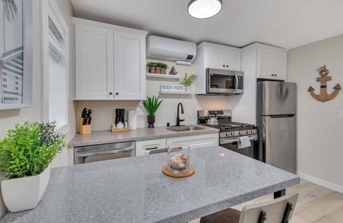 South Oceanside Condo | Relax & Unwind | Tower 9 Retreat Steps to Beach