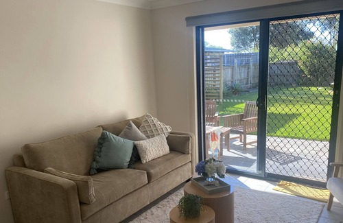 Diamond Beach House | Relax With Your Family & Friends on This Beautiful Ocean Front Property